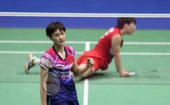 现了她对这 现了她对这