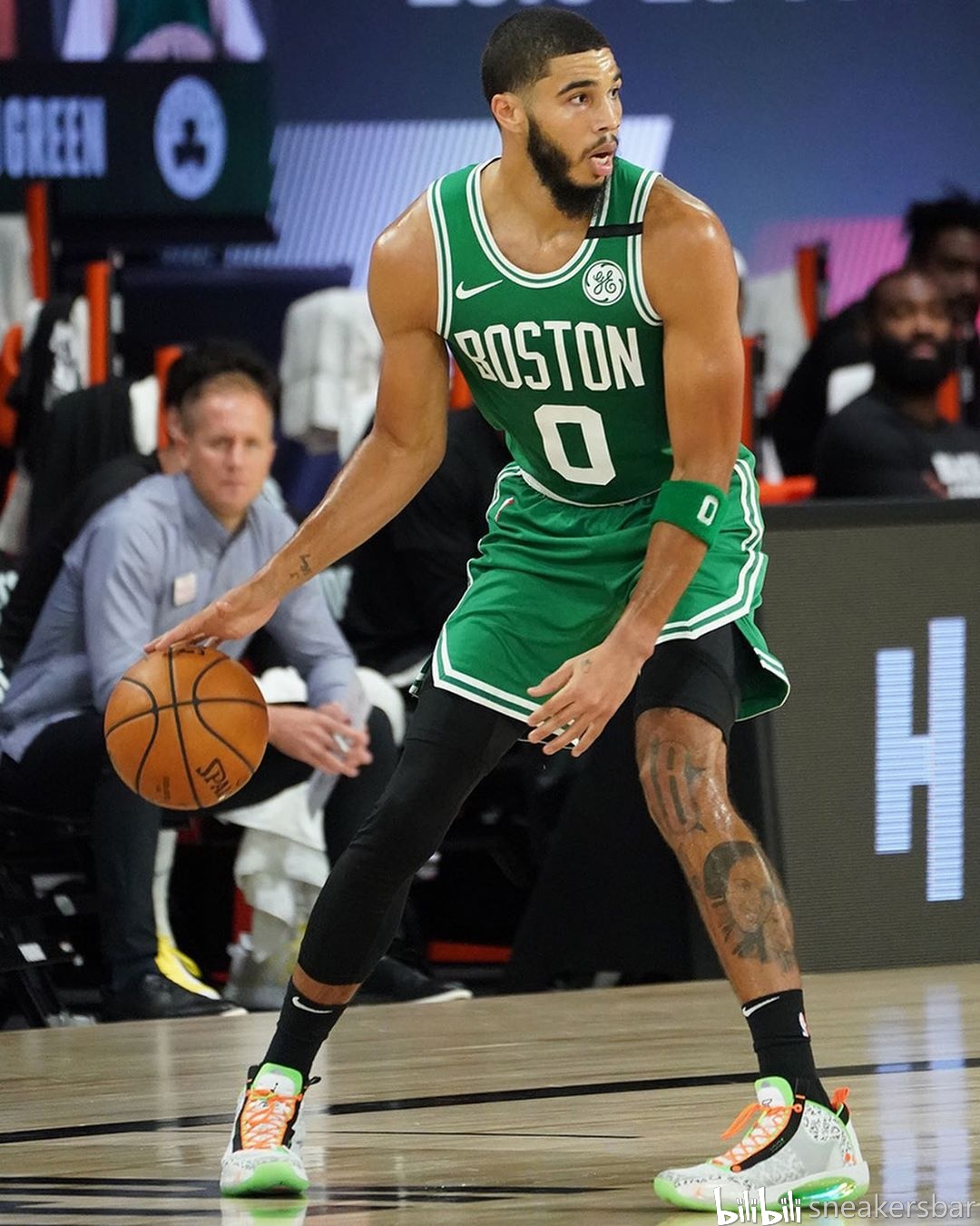 其年度销量 其年度销量